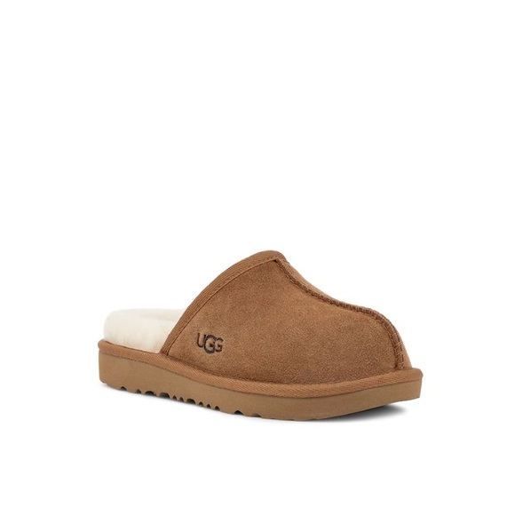 UGG Other - NEW UGG slippers